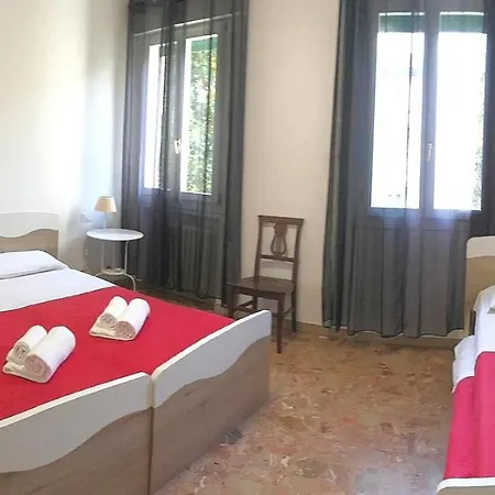 Ca' Crea 2 Guest house *
